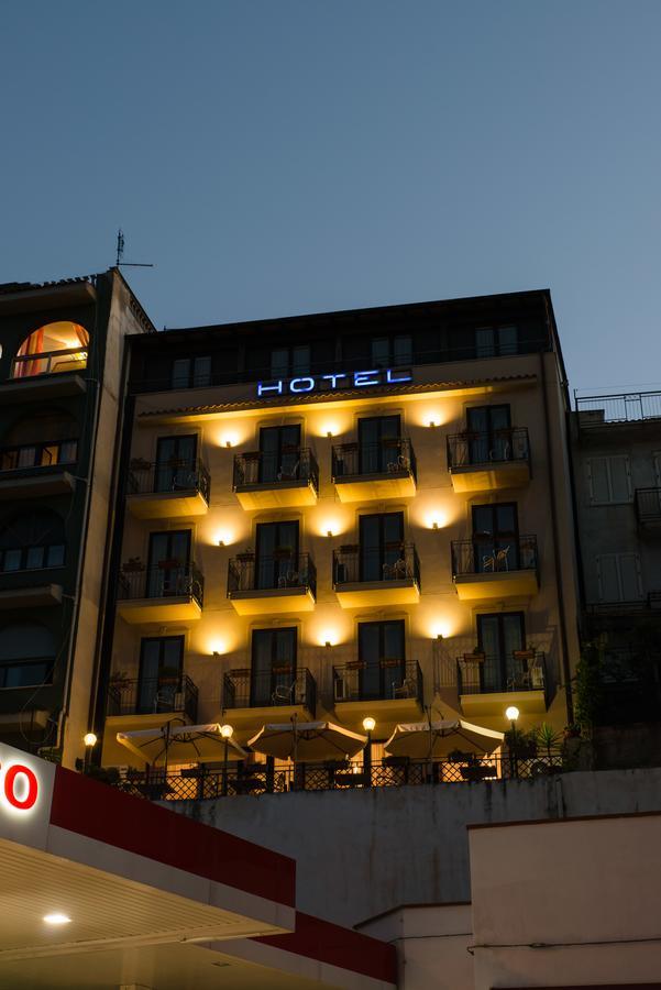 Hotel Villa Mare 奥塔维拉米奇 外观 照片