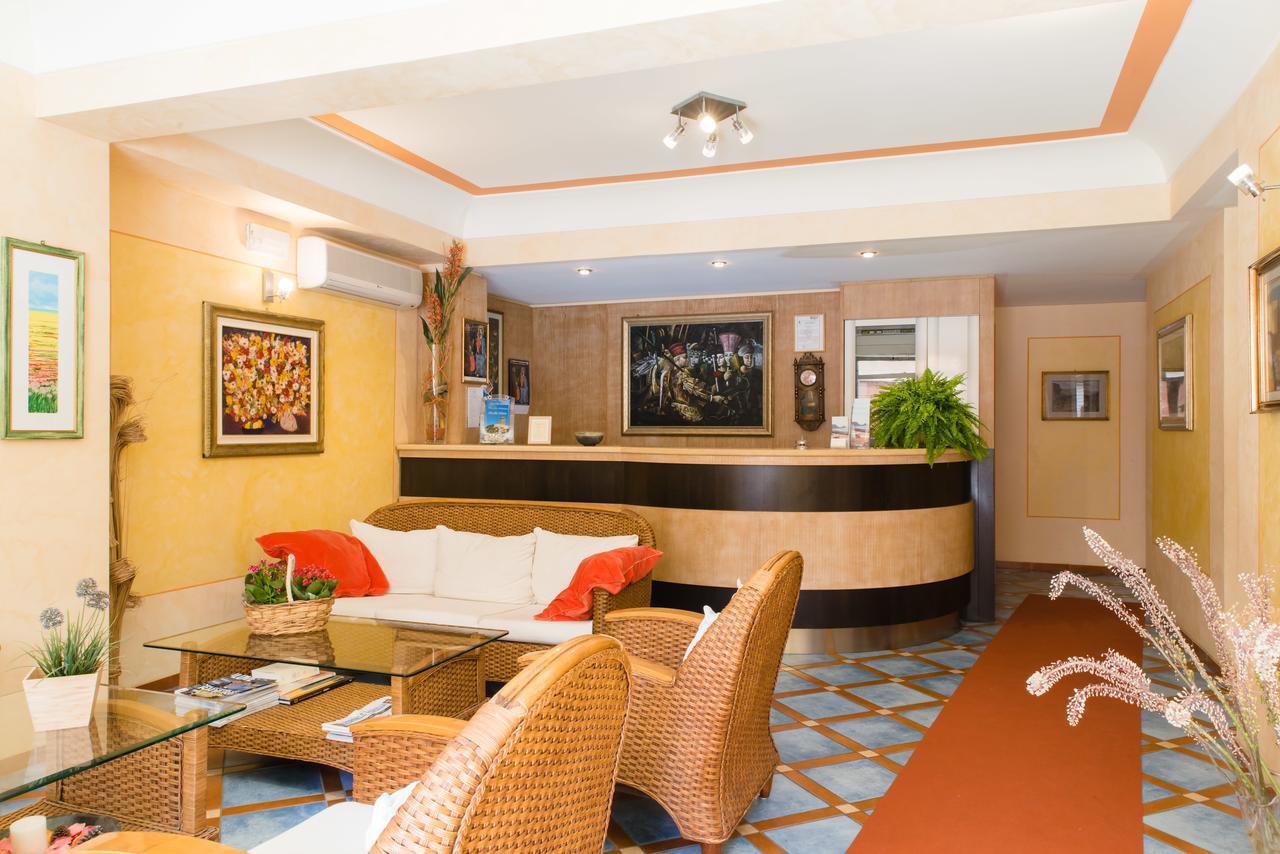 Hotel Villa Mare 奥塔维拉米奇 外观 照片